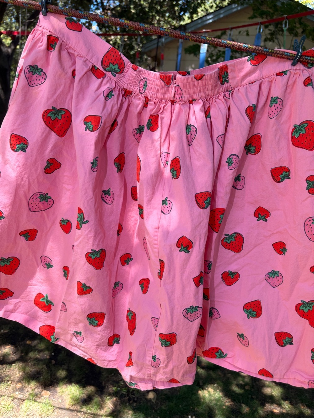 Strawberry Skirt w/ Pockets - Picture 4 of 5